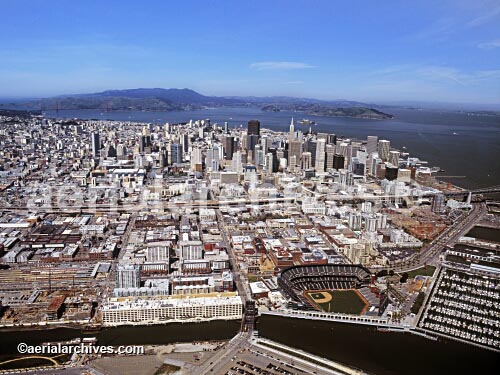 © aerialarchives.com San Francisco, CA Aerial View, SBC Park
AHLB2068.jpg
