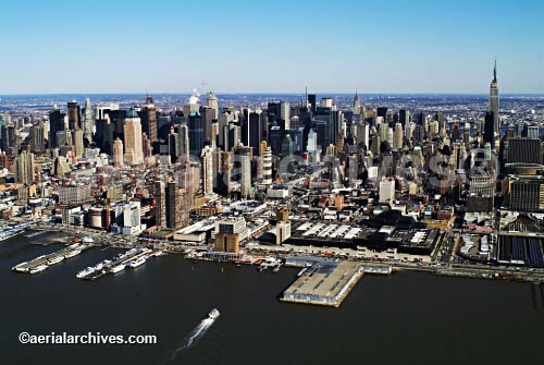 © aerialarchives.com New York City aerial photograph, 
AHLB2152.jpg