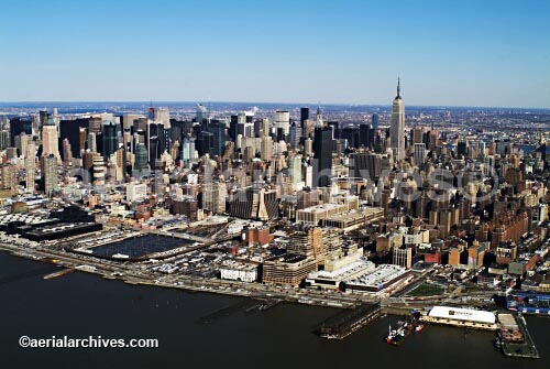 © aerialarchives.com New York City aerial photograph, 
AHLB2154.jpg