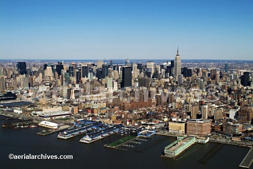 © aerialarchives.com New York City aerial photograph, 
AHLB2155.jpg