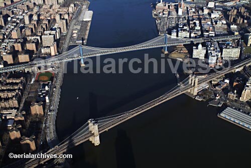 © aerialarchives.com Brooklyn and Williamsburg Bridges, New York City aerial photograph, AMHXPY,
AHLB2159