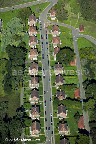 © aerialarchives.com, San Francisco Presidio,  stock aerial photograph, aerial
photography, AHLB2172 B0NY4D