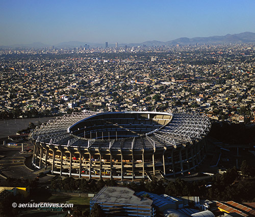 © aerialarchives.com aerial photograph Estadio Azteca
AHLB2220, B58PC5