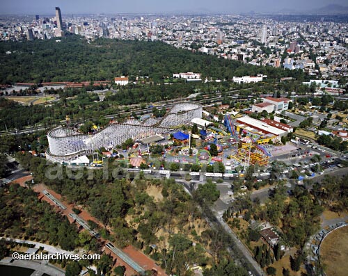© aerialarchives.com Chapultepec Park |Mexico City aerial photograph, 
AHLB2224.jpg