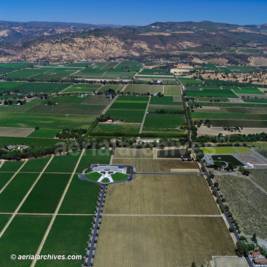 © aerialarchives.com Opus Winery, aerial photograph, photography, Napa Valley, vineyard, CA;<BR>
AHLB2427R, APMJ9D