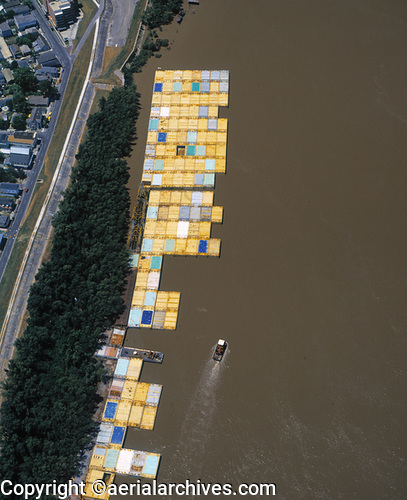 © aerialarchives.com, docked barges on the Mississippi river,  New Orleans,  stock aerial photograph, aerial 
photography, BGT44B, AHLB2550
