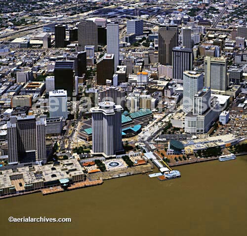 © aerialarchives.com, Mississippi river waterfront with downtown  New Orleans,  stock aerial photograph, aerial
photography, ADM2K5, AHLB2551