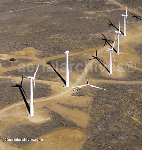 © aerialarchives.com, Wind turbine being repaired, Tehachapi Wind Farm, Tehachapi, CA, Renewable Energy,  stock aerial photograph, aerial 
photography, AHLB2612.jpg