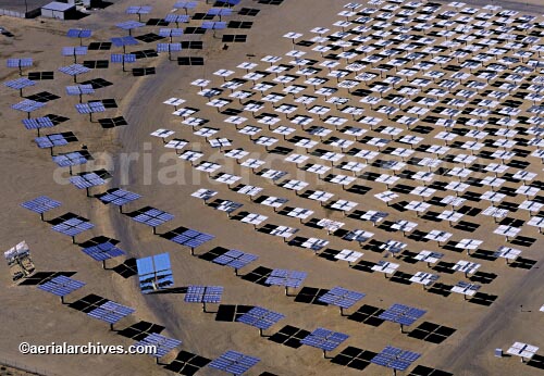 © aerialarchives.com,Solar Two project, solor energy generation, mirrored heliostats, Daggett, CA, Renewable Energy,  stock aerial photograph, aerial 
photography, AHLB2616.jpg