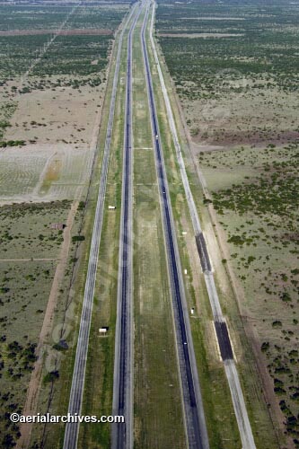 © aerialarchives.com,   Interstate 10,  stock aerial photograph, aerial 
photography, AHLB3096.jpg