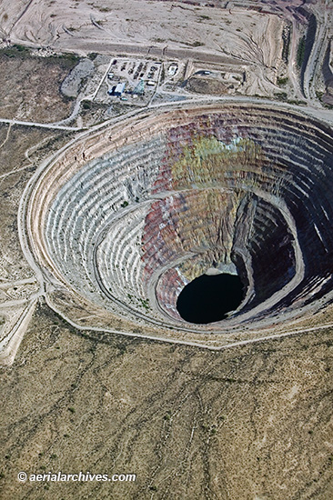 © aerialarchives.com,   Aerial Photograph | Abandoned Copper Mine | Casa Grande, Arizona ,  stock aerial photograph, aerial
photography, AHLB3157.jpg