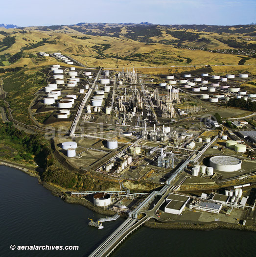 Phillips Oil Refinery, Rodeo, CAy, aerial photograph, photography, Rodeo, CA, <BR>
AHLB3579, ADM2RF, © aerialarchives.com