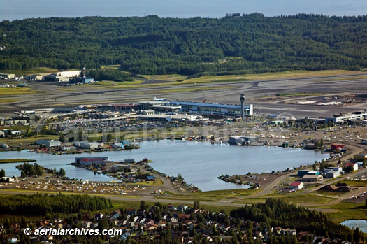 © aerialarchives.com Ted Stevens Anchorage International Airport (ANC), aerial photograph,
AHLB4012, AHFH3W