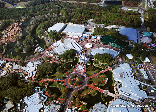 © aerialarchives.com Disney World Orlando, B0R7MB
AHLB4984