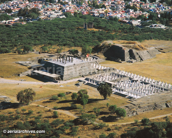 © aerialarchives.com aerial photograph aerial above Gigantes de Tula Mexico
Giants of Tula archaeological site, B0XJBF, AHLB5041