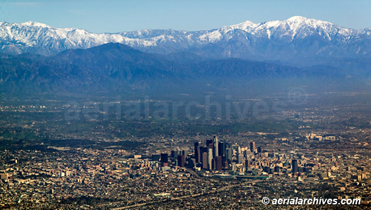 © aerialarchives.com aerial photograph of downtown Los Angeles, California, AHLB5081, B3N8X9 