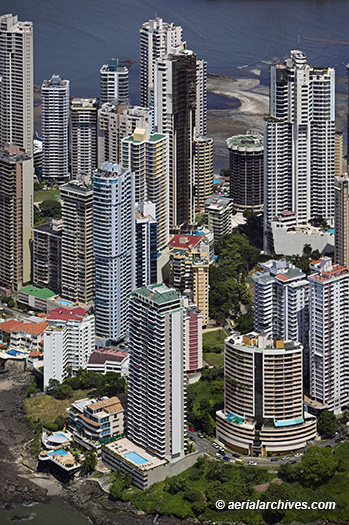 © aerialarchives.com aerial photograph of Panama City's waterfront residential towers
AHLB5172, B3MHHX