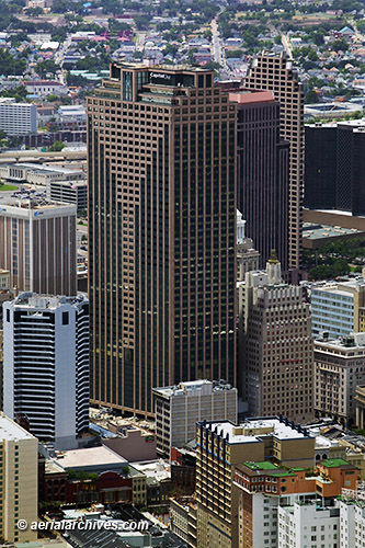 © aerialarchives.com, downtown, aerial photograph Capital One tower AHLB5295, B48T82