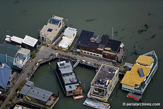 © aerialarchives.com Sausalito houseboats,
AHLB7885.jpg  
