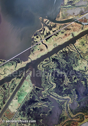 © aerialarchives.com aerial map of wetlands in the Mississippi river delta; AHLV2046 BND31B