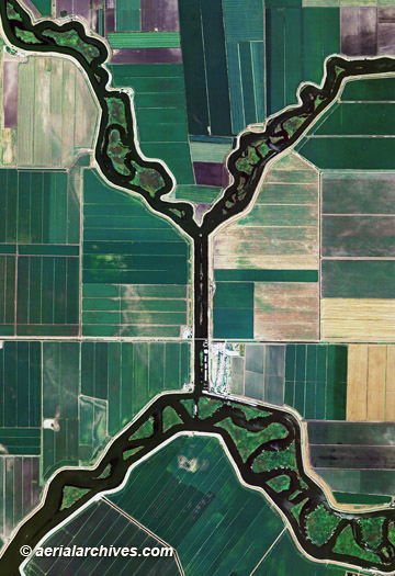 © aerialarchives.com aerial map San Joaquin county
