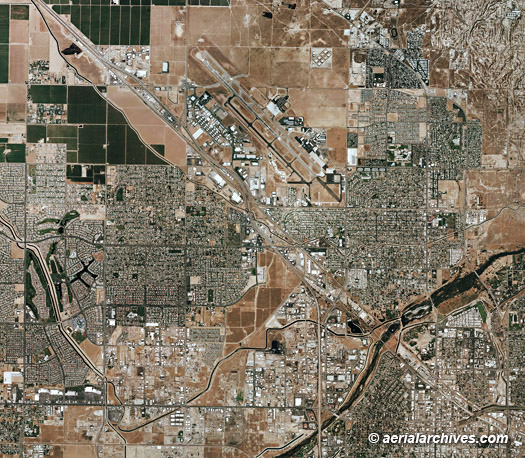 © aerialarchives.com aerial map of Bakerfield, CA Kern county
AHLV3068, BGX8A7