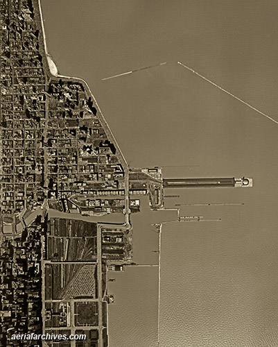 historical aerial photograph Chicago, Illiois AHLV3282, C2YR4J