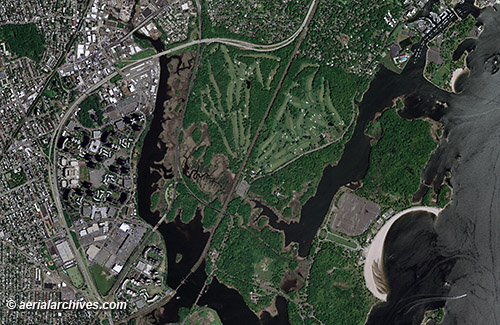 © aerialarchives.com Pelham Split Rock Golf course Bronx, New York, aerial photo map,
AHLV3339 