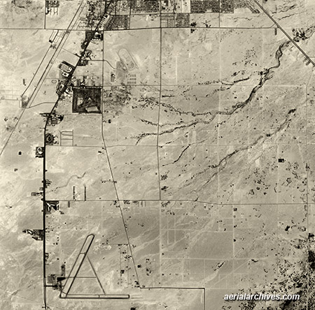 historical aerial photograph  Las Vegas, Clark County Nevada AHLV3389