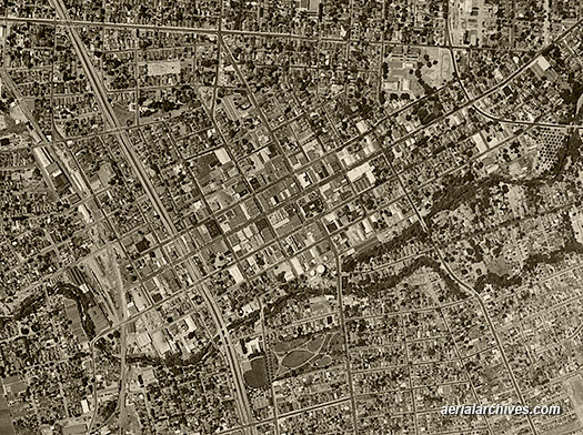 © aerialarchives.com aerial photography Santa Rosa, AP538Y, AHLV3501