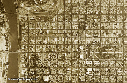 graphics © aerialarchives.com,  historical aerial photo 1947 Sacramento, CA
AHLV3509