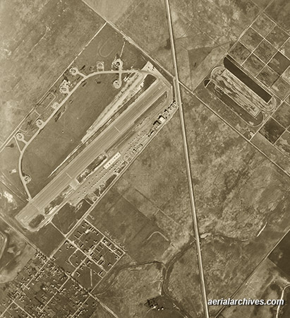 © aerialarchives.com historical aerial photography Orange County
AHLV3625
