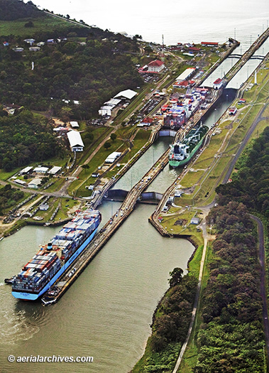 © aerialarchives.com aerial photograph Panama Canal, Panama
AHLB5156, B3MGR2