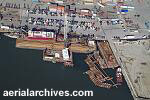 © aerialarchives.com Port of Oakland aerial photograph, ID: AHLB2002.jpg