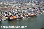 © aerialarchives.com Port of Oakland aerial photograph, ID: AHLB2013.jpg