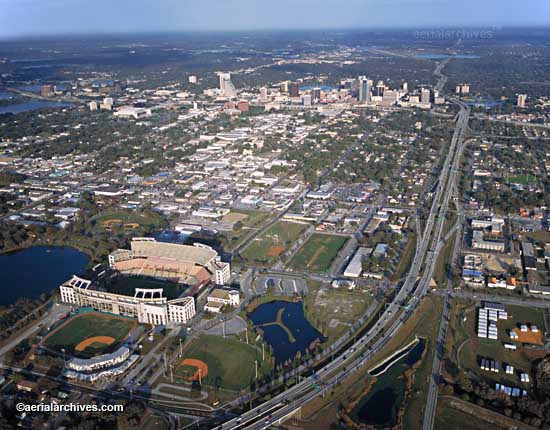 Camping World Stadium aerial photo, © aerialarchives.com  Orlando
AHLB4983 APMJCC