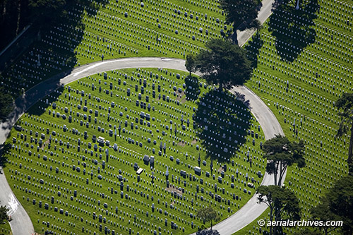 © aerialarchives.com photographie arienne Cimetire national Presidio San Francisco
AHLB2193 BNKR91