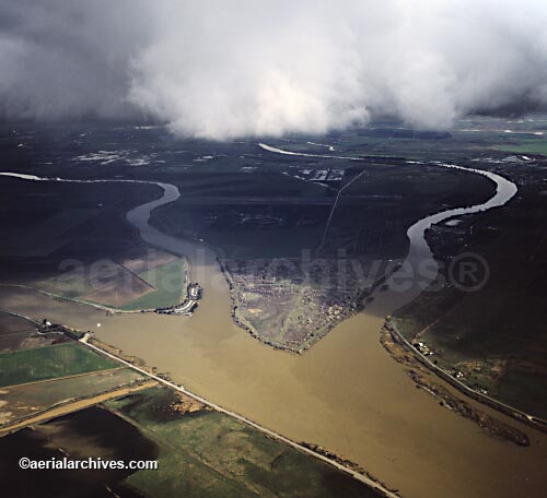 © aerialarchives.com, Grand Island, Ryer Island, Steamboat Slough, Cache Slough,  Sacramento San Joaquin river delta,  stock aerial photograph, aerial 
photography, AHLB2584