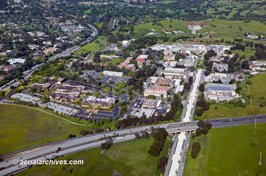 © aerialarchives.com Stanford University, Palo Alto aerial photograph, Stanford Linear Accelerator and Sand Hill Rd in Silicon Valley
AHLB2985, AHLB2709, APMJ9D