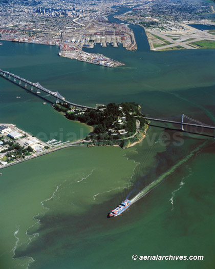 © aerialarchives.com aerial photograph  of Phytoplankton Bloom (Red Tide) San Francisco Bay