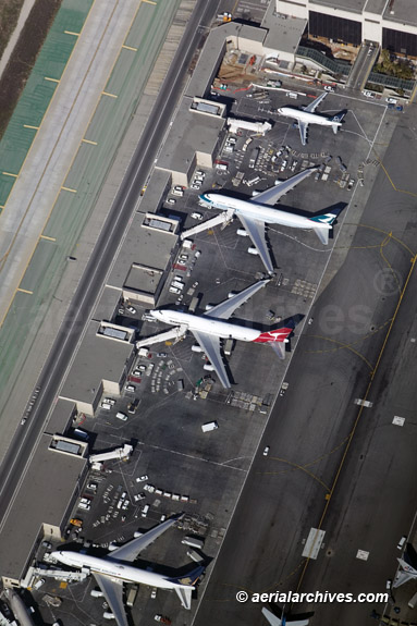 © aerialarchives.com Los Angeles LAX International Airport,  aerial photograph,
AHLB4422