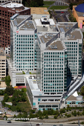 © aerialarchives.com aerial photograph of Adobe Systems
AHLB4703 