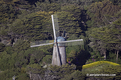 © aerialarchives.com  aerial photograph wind mill Golden Gate park San Francisco AHLB4953 B3PBT0		