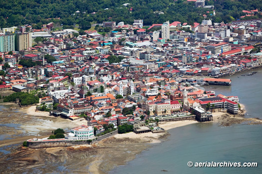 © aerialarchives.com old Panama City, Panama, aerial photograph,
AHLB5162, B3MHA7