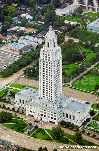 © aerialarchives.com  aerial photograph Louisiana state capitol Baton Rouge AHLB5333, B5CGNW