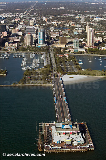 © aerialarchives.com St. Petersberg, Florida aerial photograph,
AHLB6041