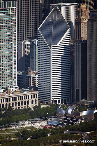 © aerialarchives.com Chicago Crain Tower, Illinois aerial photograph,
AHLB9387