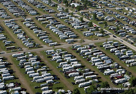 © aerialarchives.com aerial photograph campers at EAA'sArVenture, Oshkosh, Wisconsin,  AHLB9806