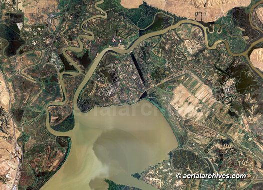 © aerialarchives.com  aerial map wetlands Solano County
AHLV2030.jpg, 