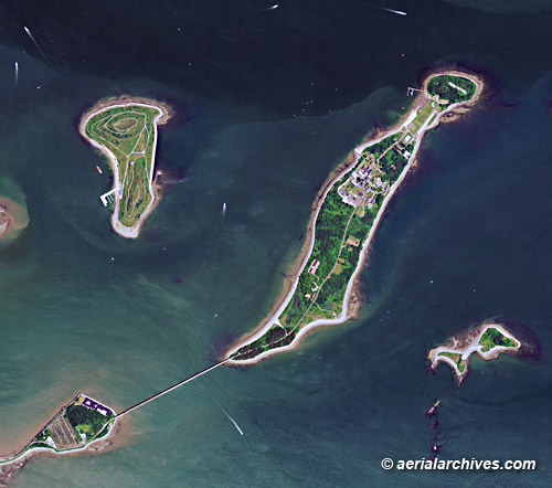© aerialarchives.com  aerial map Massachussetts islands AHLB3044